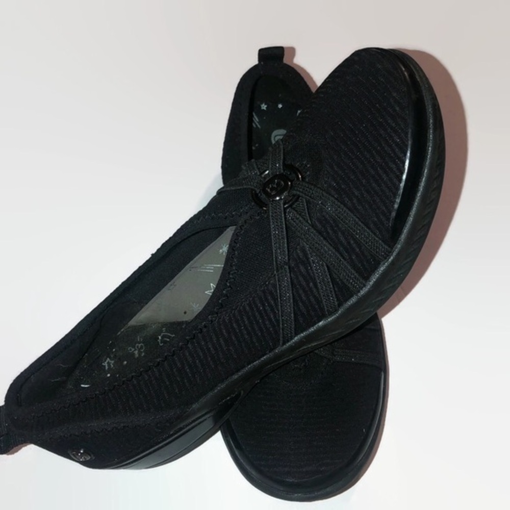 Bzees Niche Slip On Loafer Women's Size 6.5 Black Stretch Comfort Shoe Washable